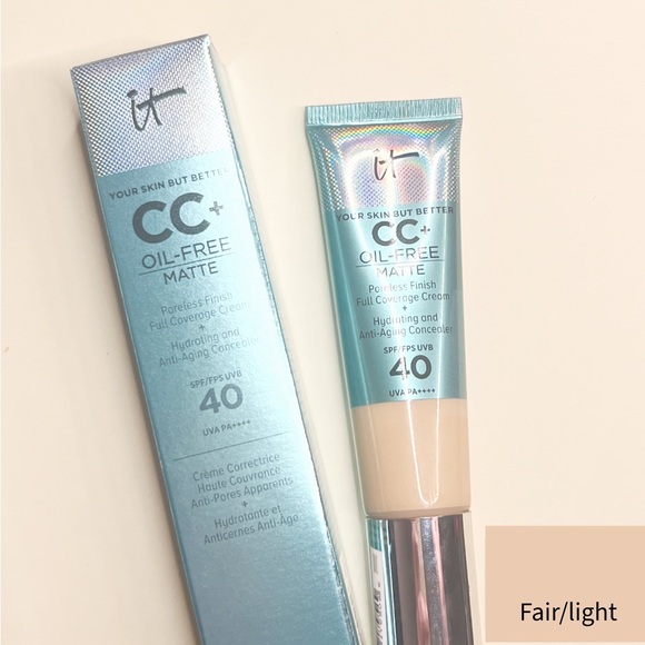 it cosmetics Other - IT Cosmetics Cream Foundation with SPF 40 in Fair/Light